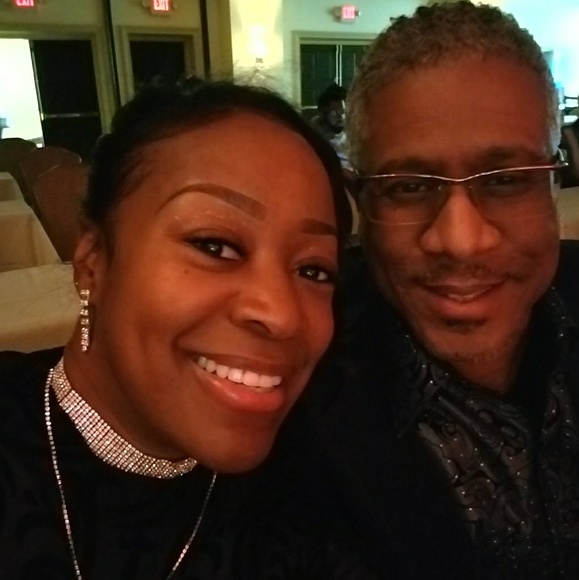 Meet your Posher, Joy - Picture 4 of 4